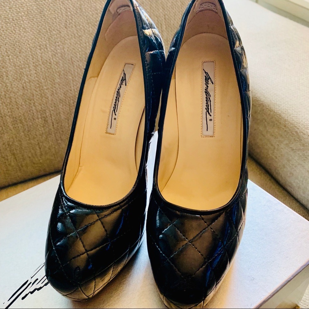 Brian Atwood black pumps